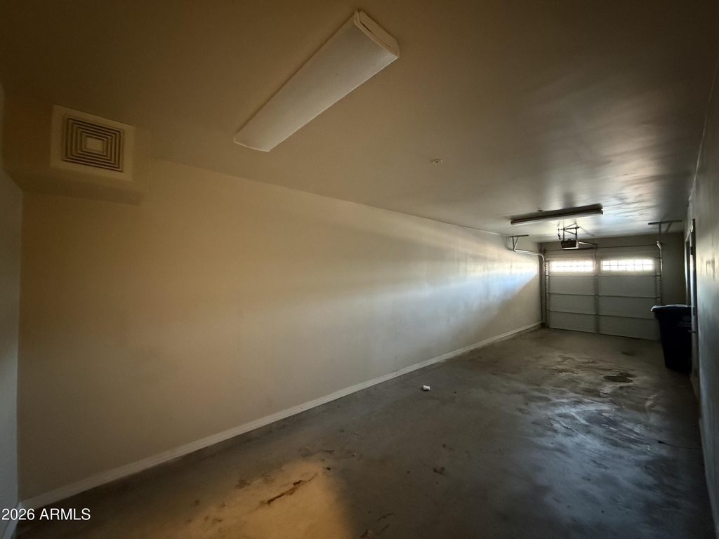 421 W 6th Street - Photo 25