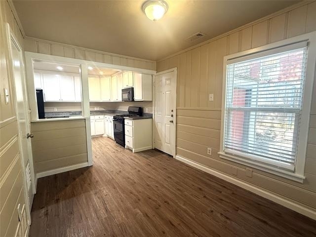 4718 Normandy Road - Photo 14