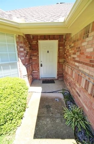 809 Foxwood Lane - Photo 1