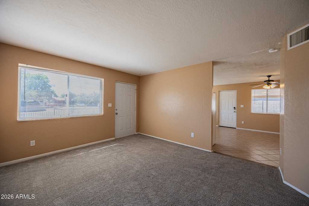 2130 W Cortez Avenue - Photo 6