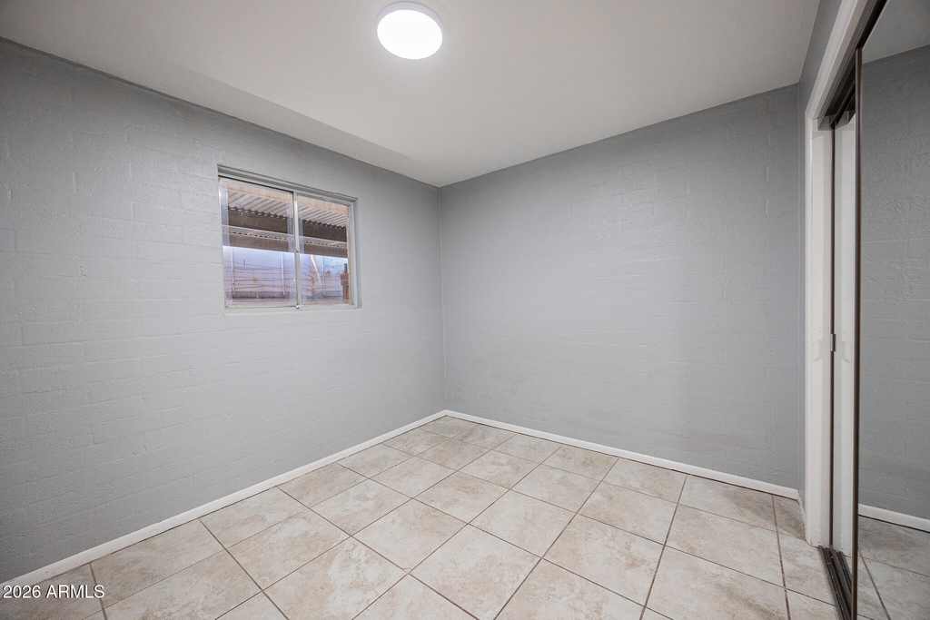 1721 E Sheridan Street - Photo 8