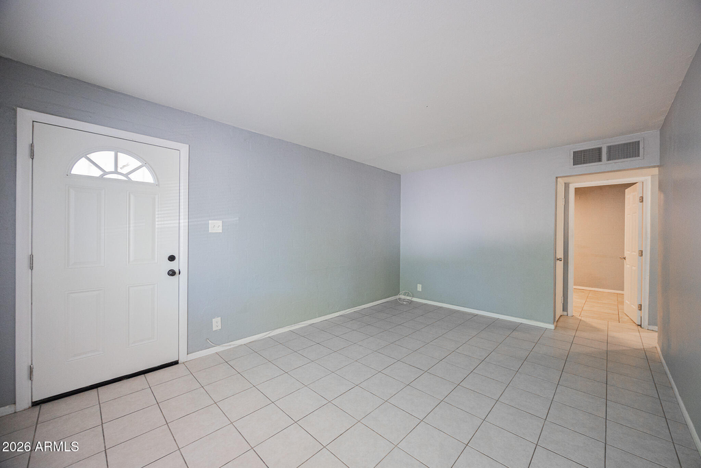 1721 E Sheridan Street - Photo 4