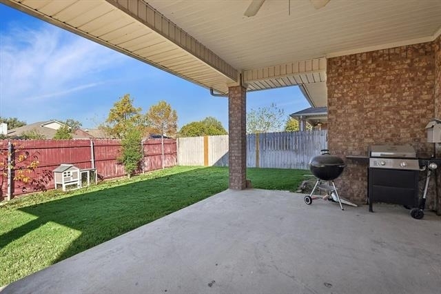 8837 Sunset Trace Drive - Photo 24