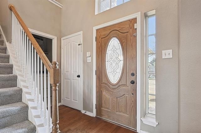 8837 Sunset Trace Drive - Photo 3