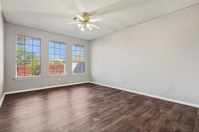 8837 Sunset Trace Drive - Photo 13