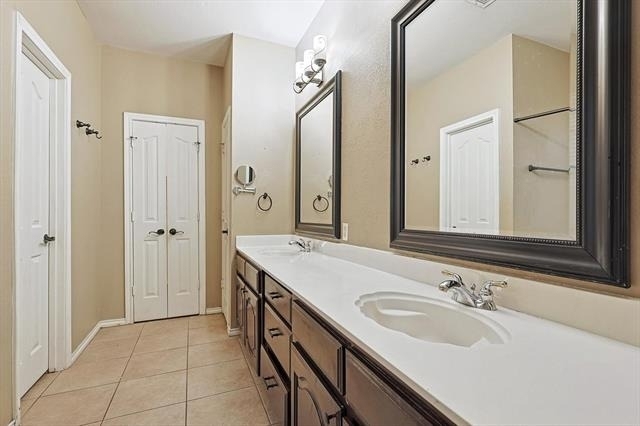 8837 Sunset Trace Drive - Photo 15