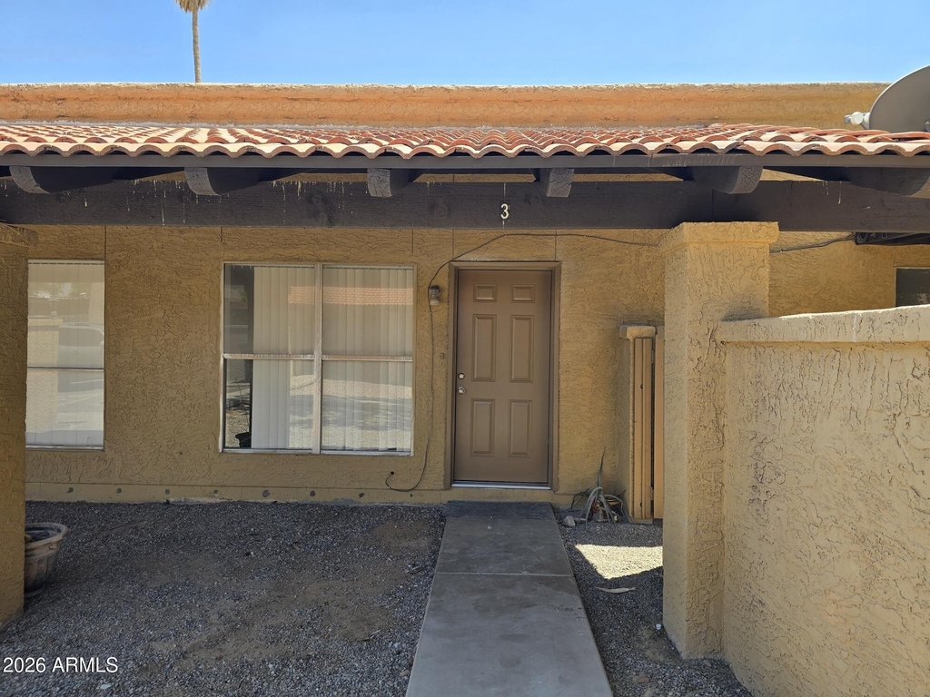 715 N Arrowhead Drive - Photo 1