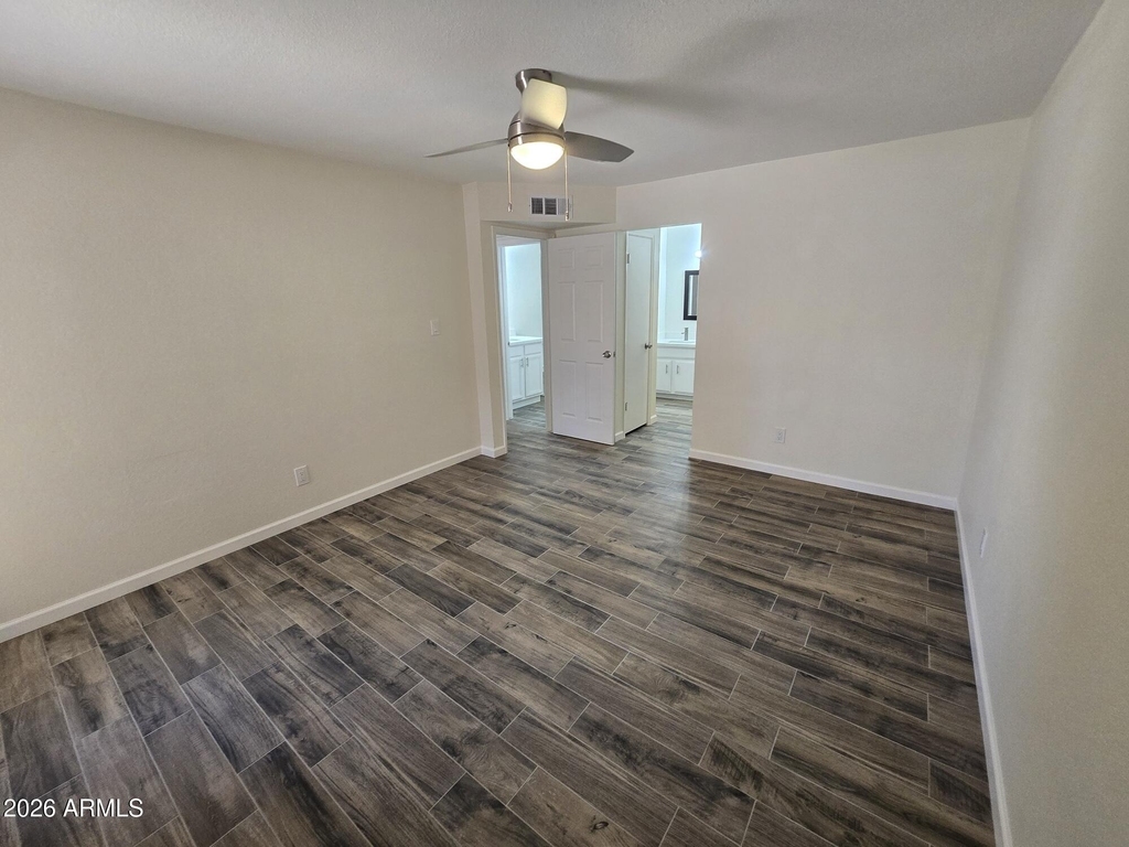 715 N Arrowhead Drive - Photo 14