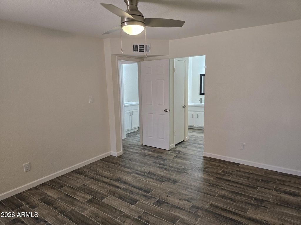 715 N Arrowhead Drive - Photo 15