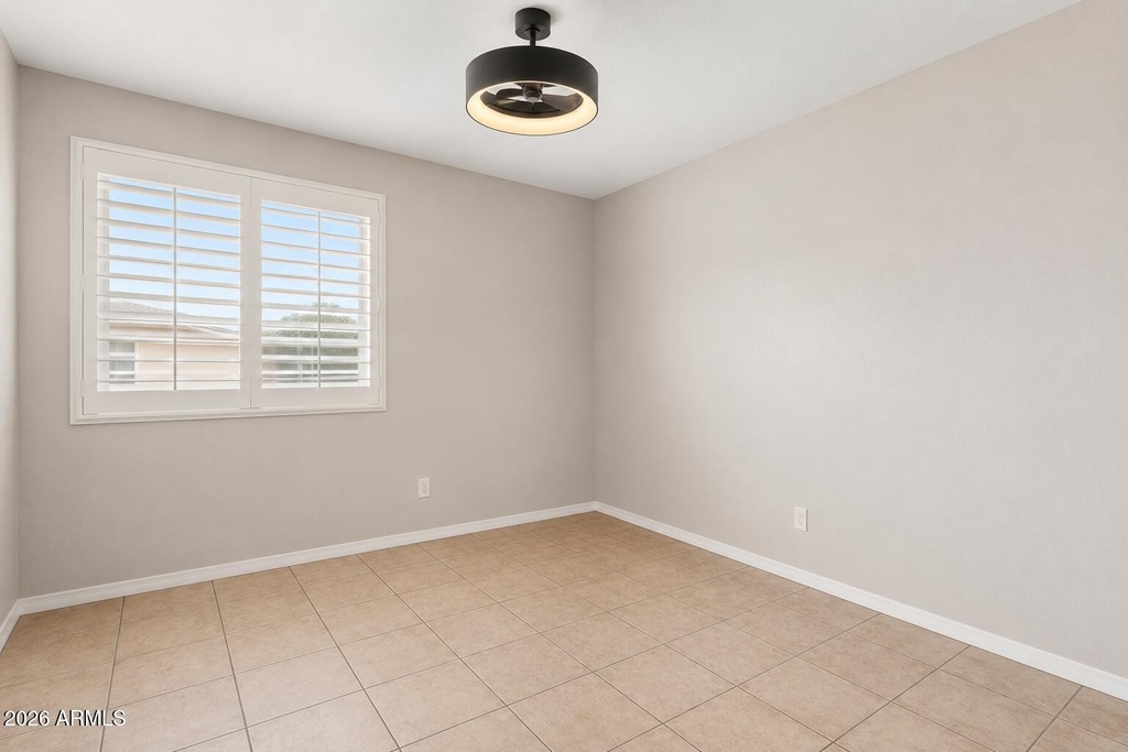 4212 W Vista Avenue - Photo 12