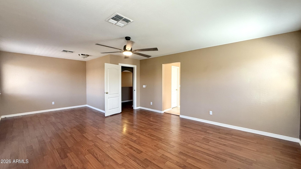 2714 E Birchwood Place - Photo 7