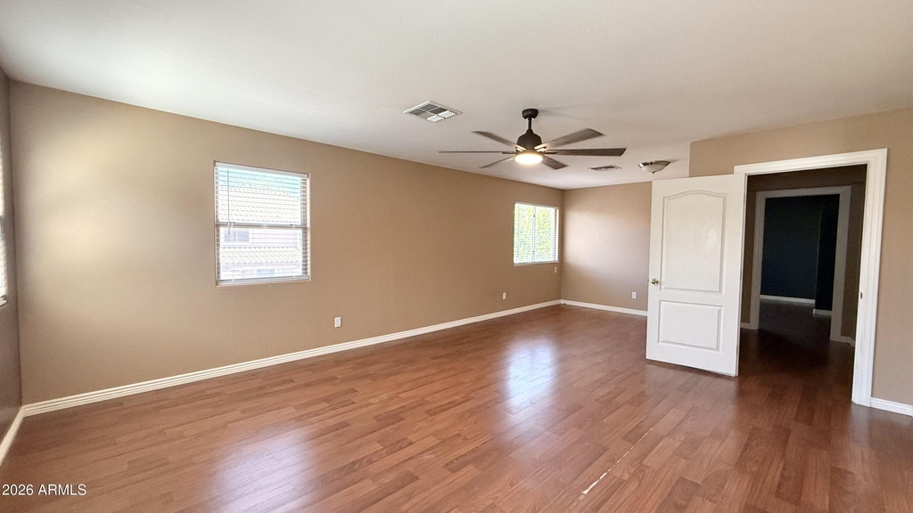 2714 E Birchwood Place - Photo 12