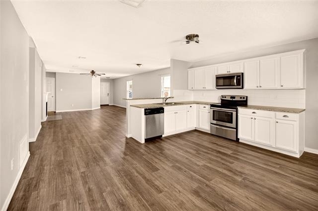 8704 Swan Park Drive - Photo 6