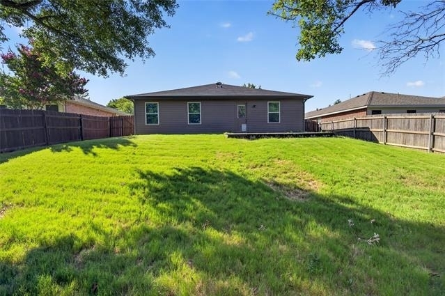 8704 Swan Park Drive - Photo 17