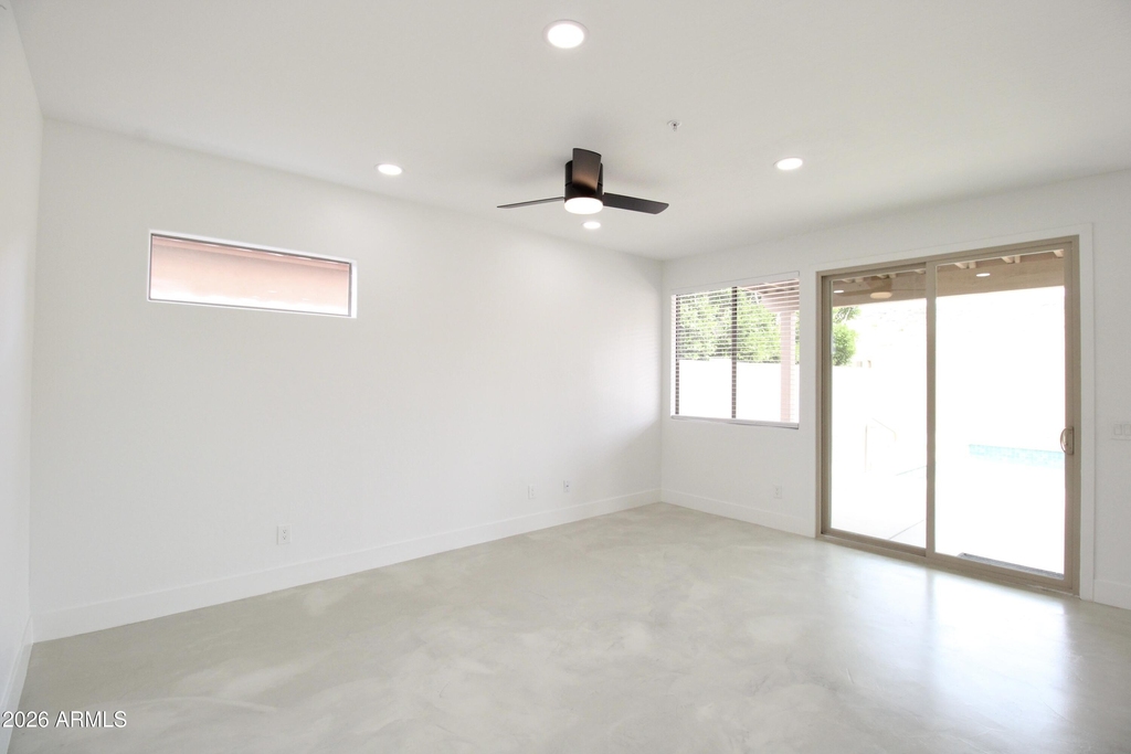 15019 N 100th Way - Photo 9