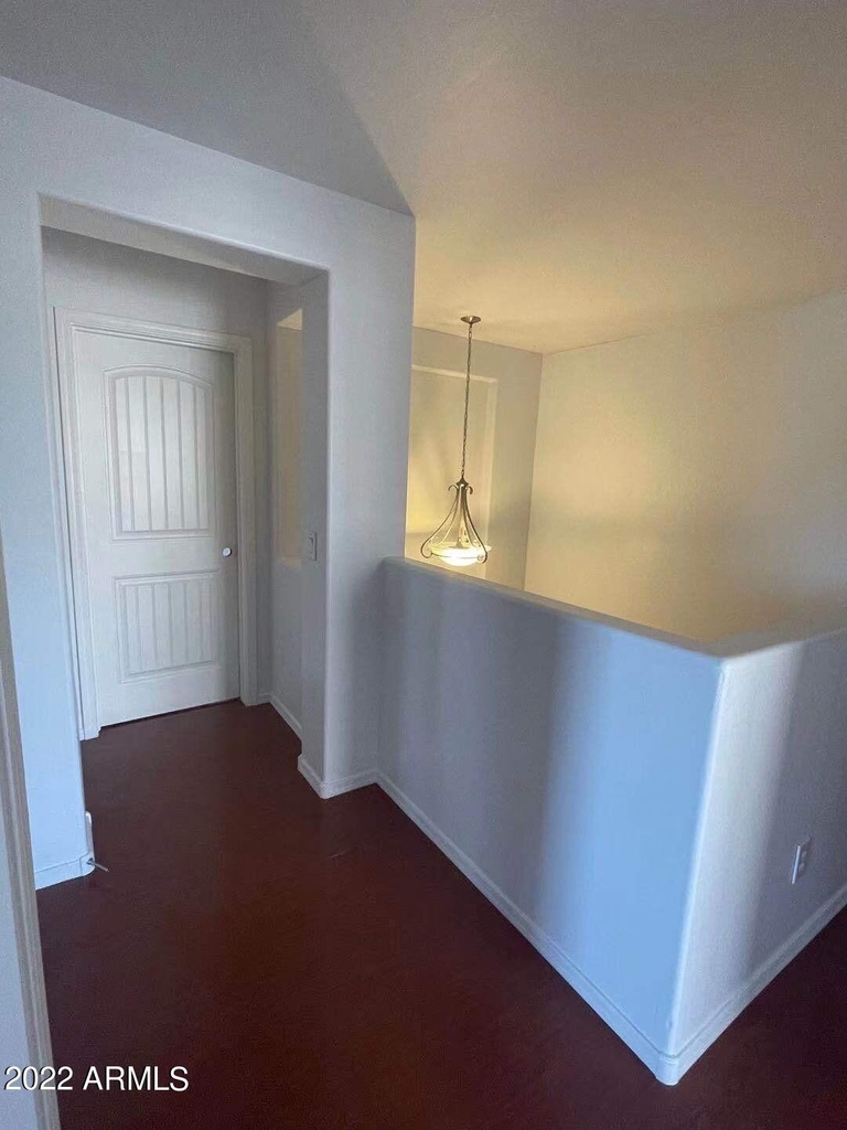 1704 S Falcon Drive - Photo 10