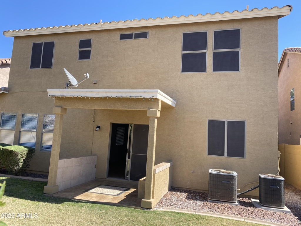 1704 S Falcon Drive - Photo 17