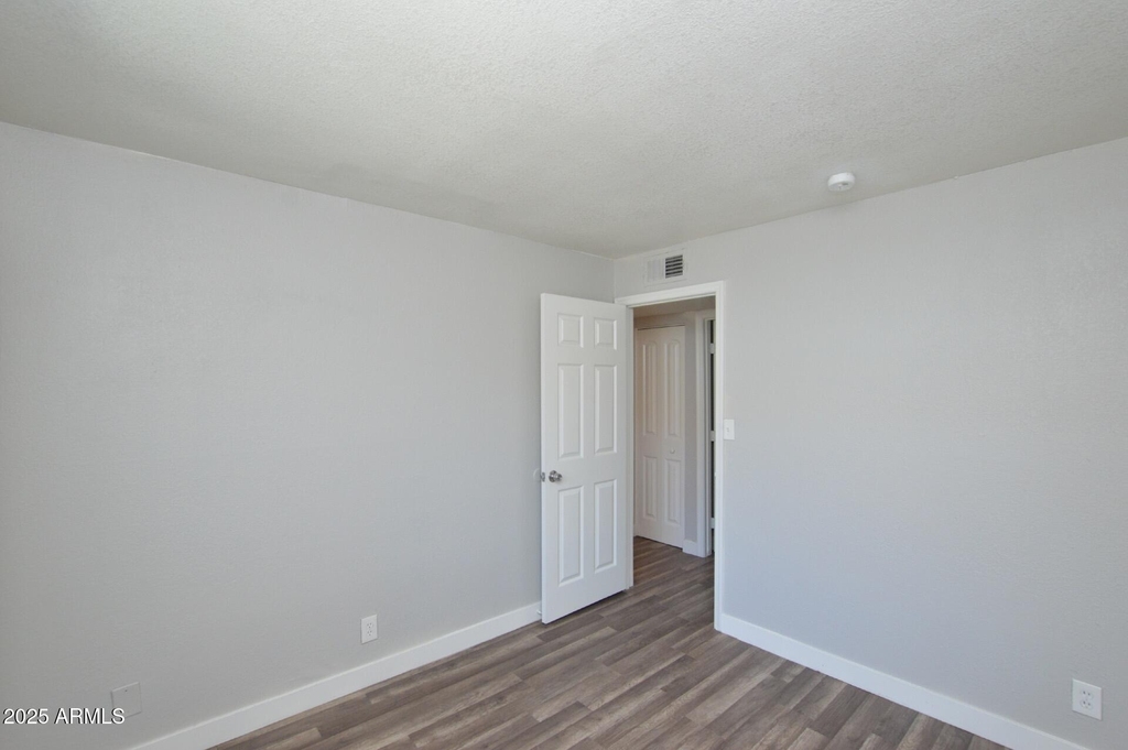 6044 N 21st Avenue - Photo 10