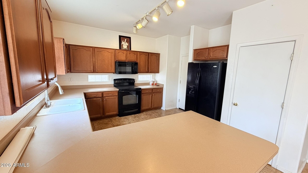 44989 W Woody Road - Photo 1