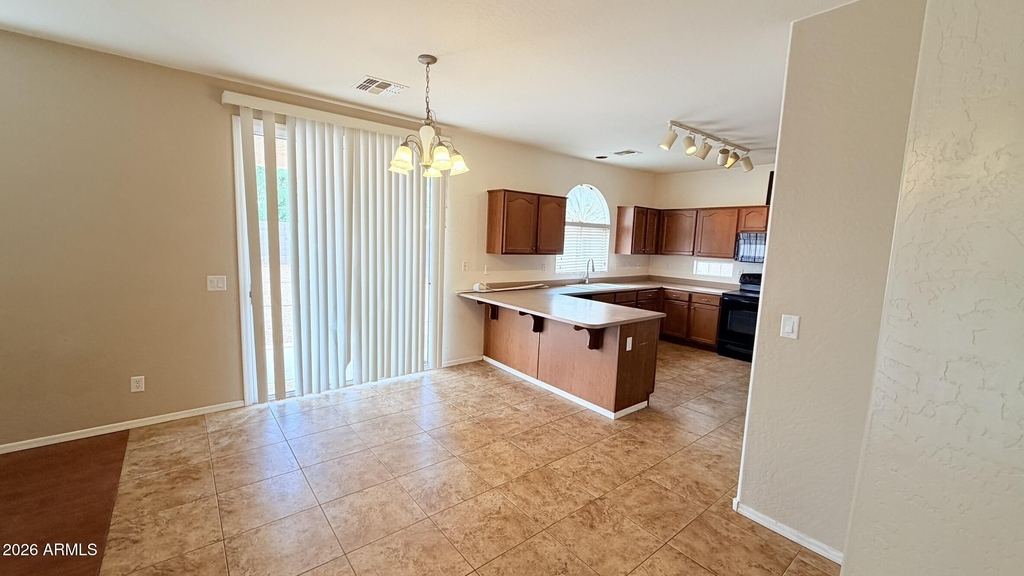 44989 W Woody Road - Photo 3
