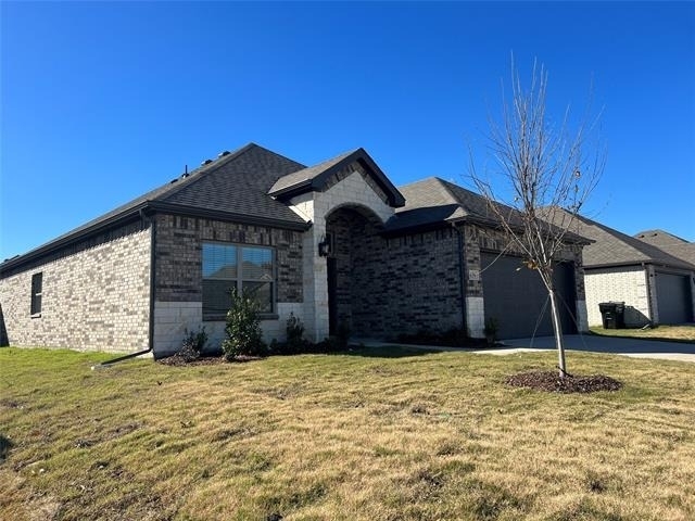 639 Comal Drive - Photo 1