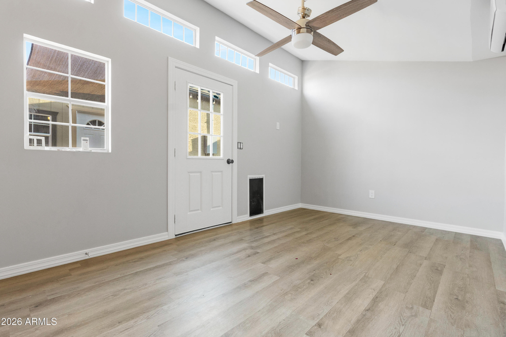 24194 W Whyman Avenue - Photo 14