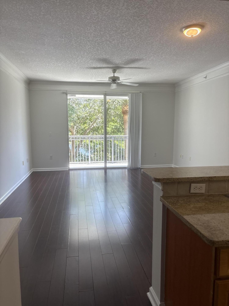2044 Alta Meadows Lane - Photo 14