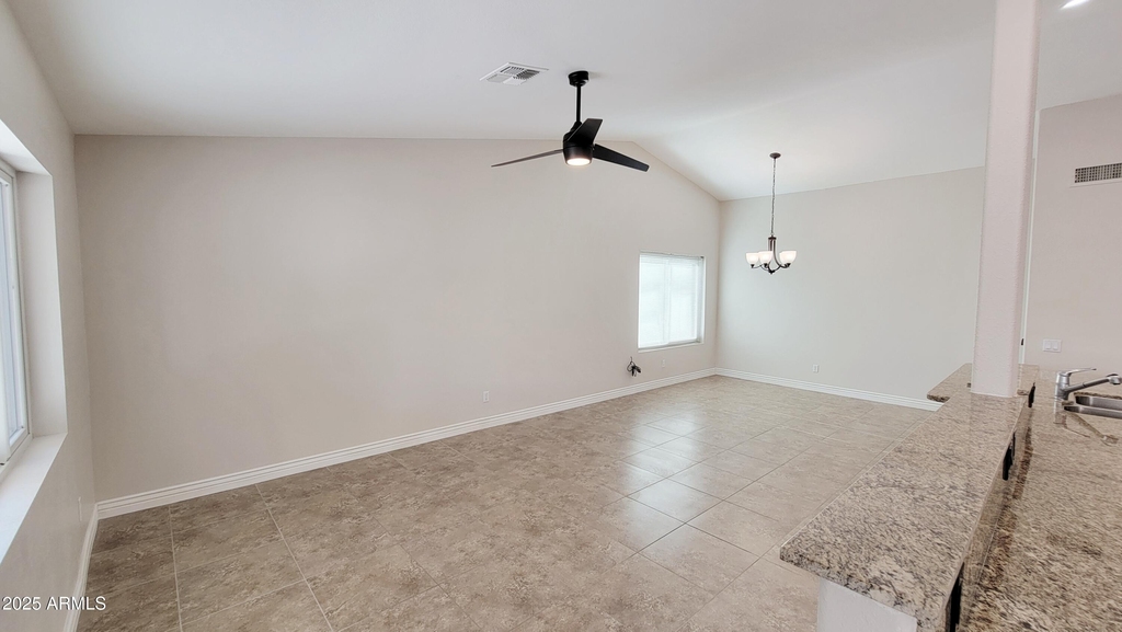 6041 E Preston Street - Photo 9