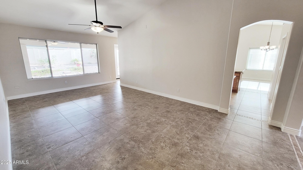 6041 E Preston Street - Photo 2
