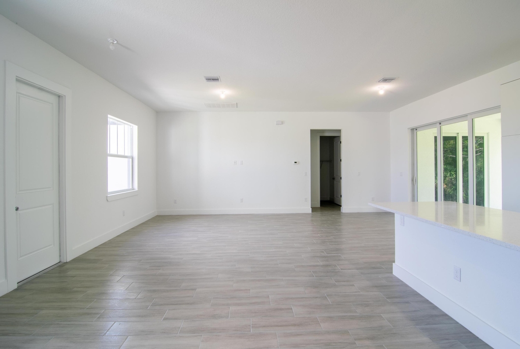 10654 Washington Road - Photo 10