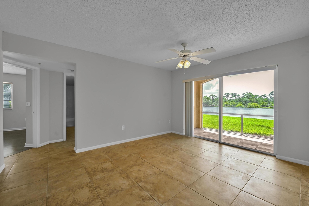 3638 Nw Mediterranean Lane - Photo 35