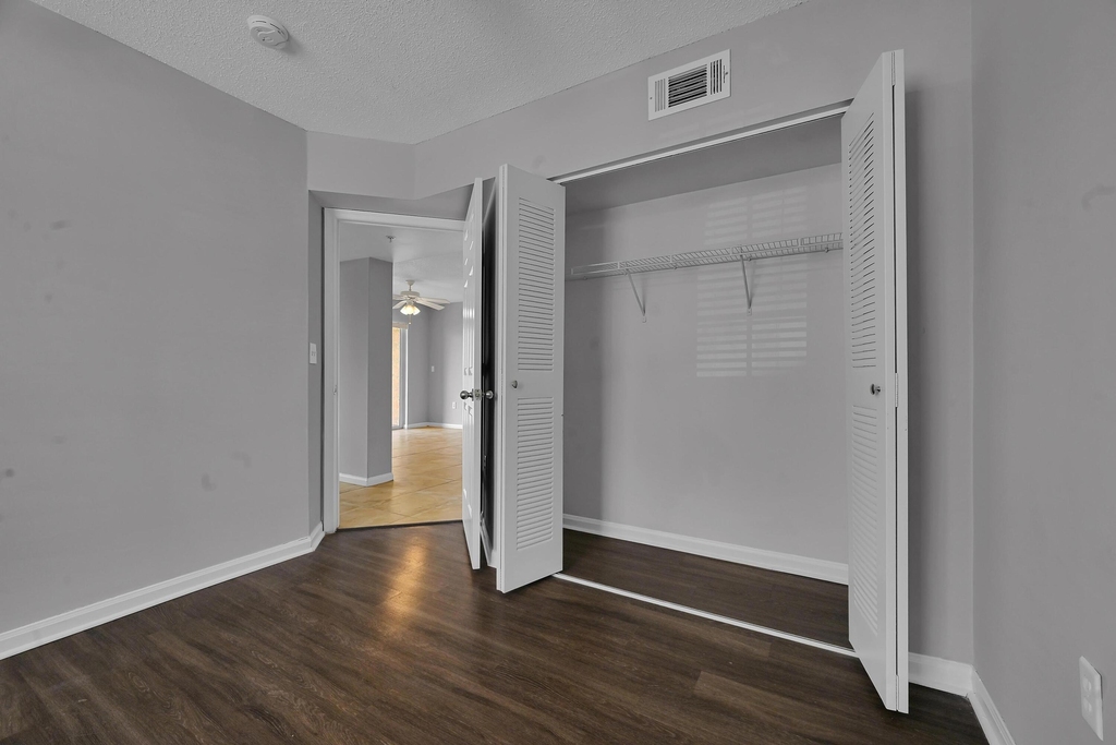 3638 Nw Mediterranean Lane - Photo 15