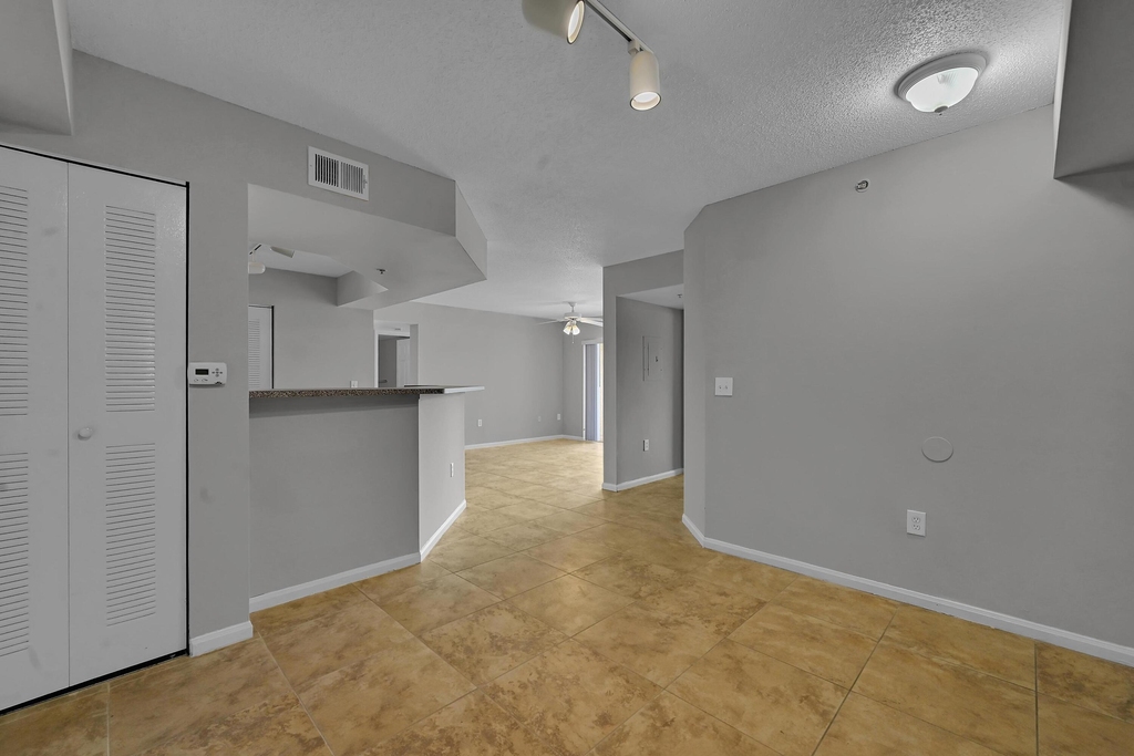 3638 Nw Mediterranean Lane - Photo 36