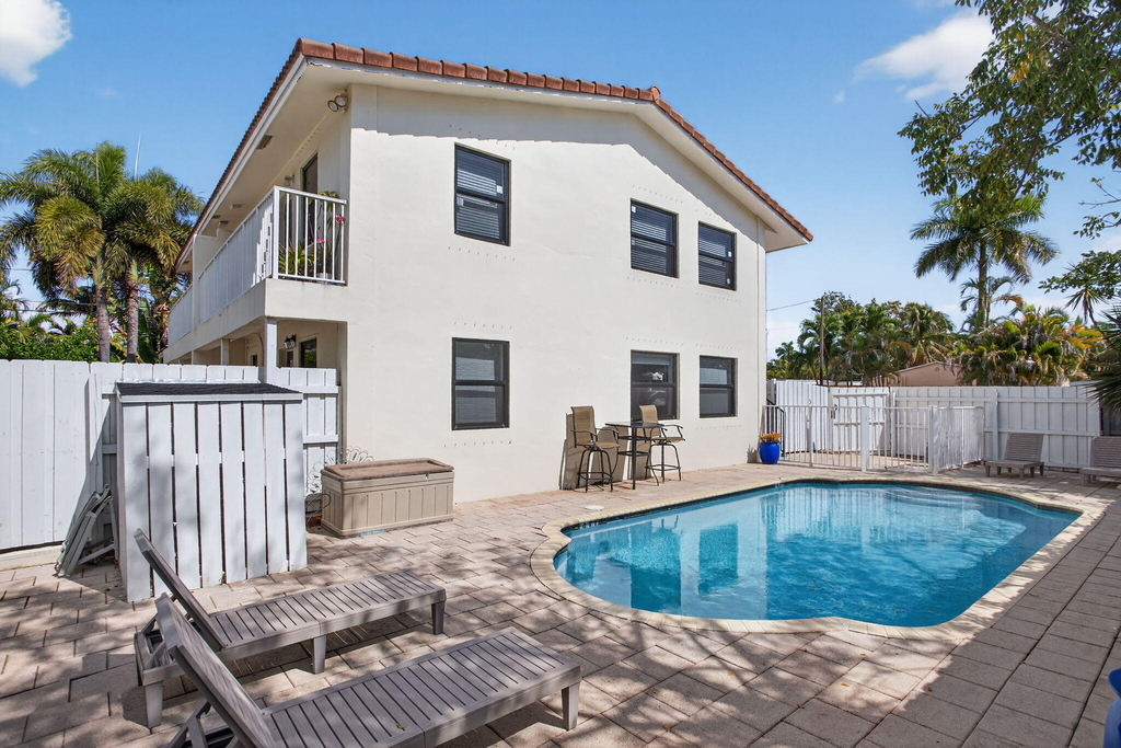 1501 Ne 7th Avenue - Photo 1