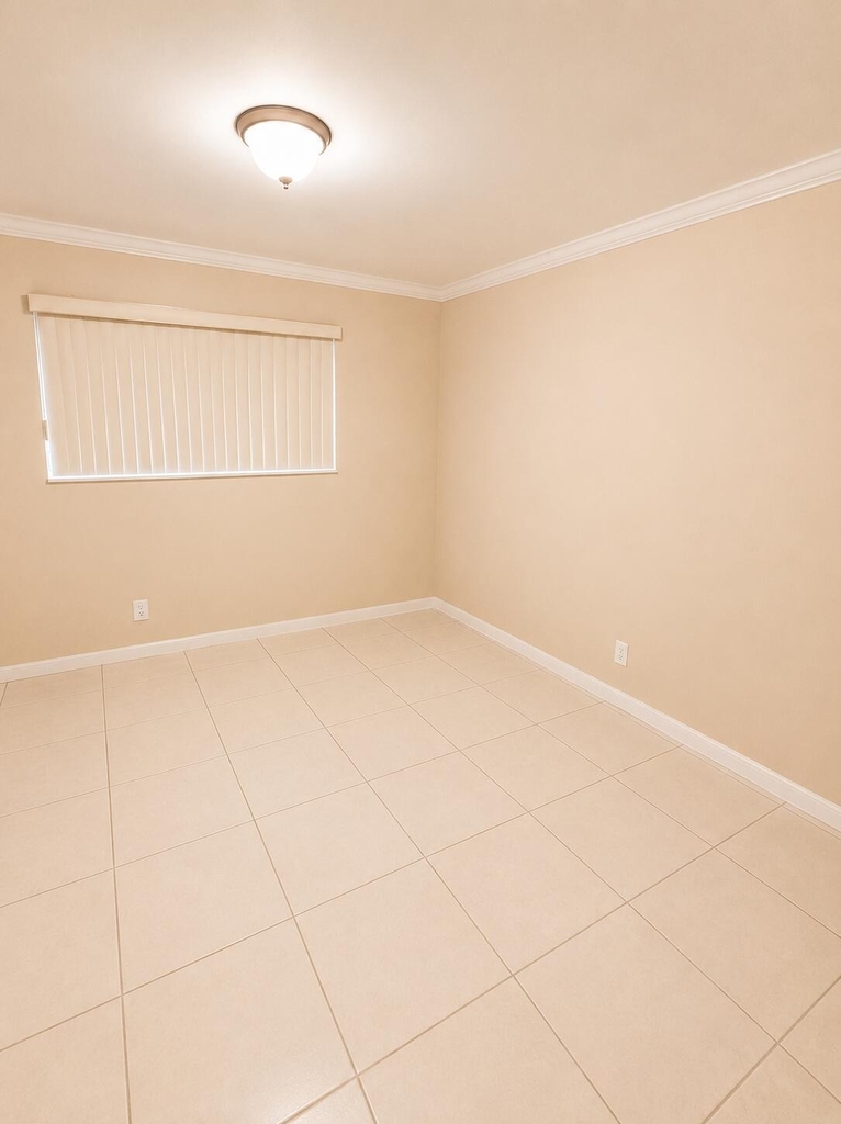 3609 Polk Street - Photo 2