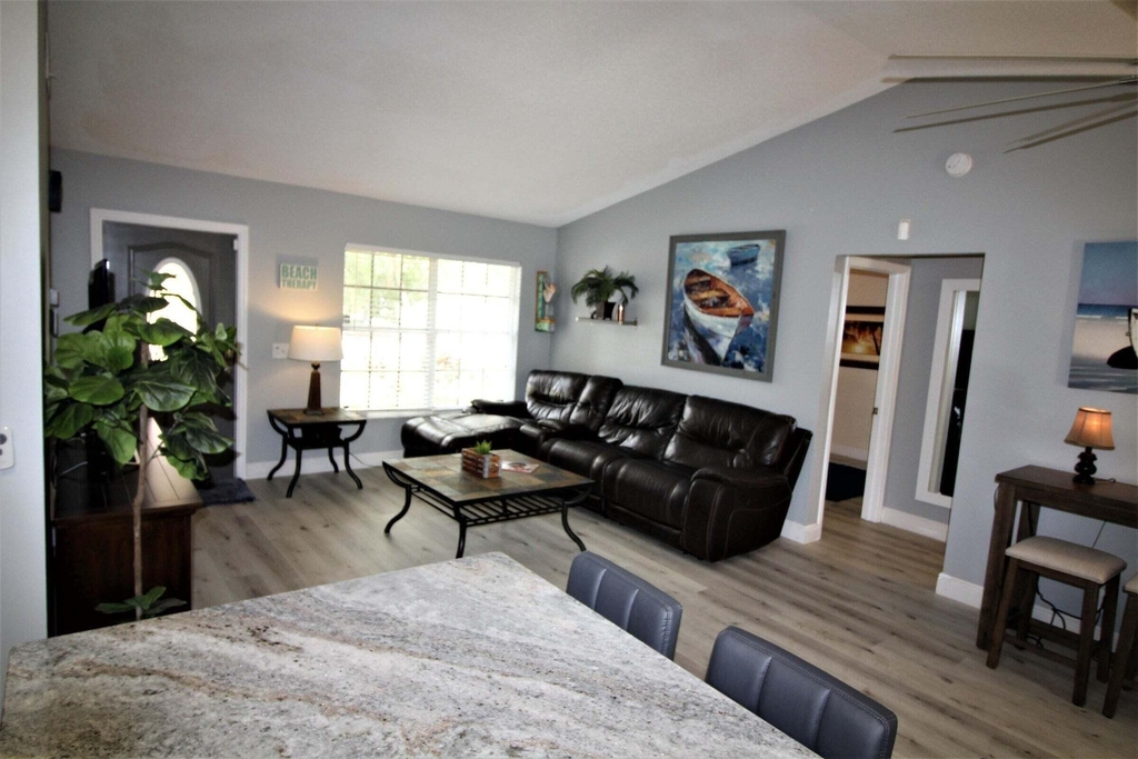 147 Nw 10th Avenue - Photo 19