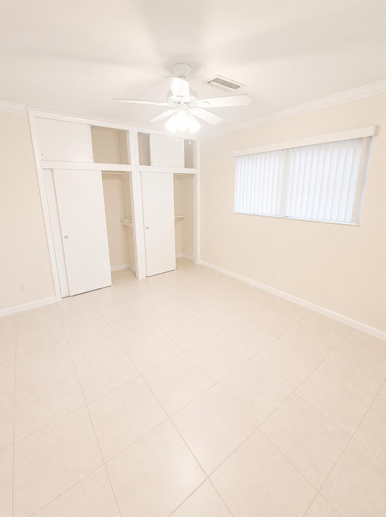 3615 Polk Street - Photo 5