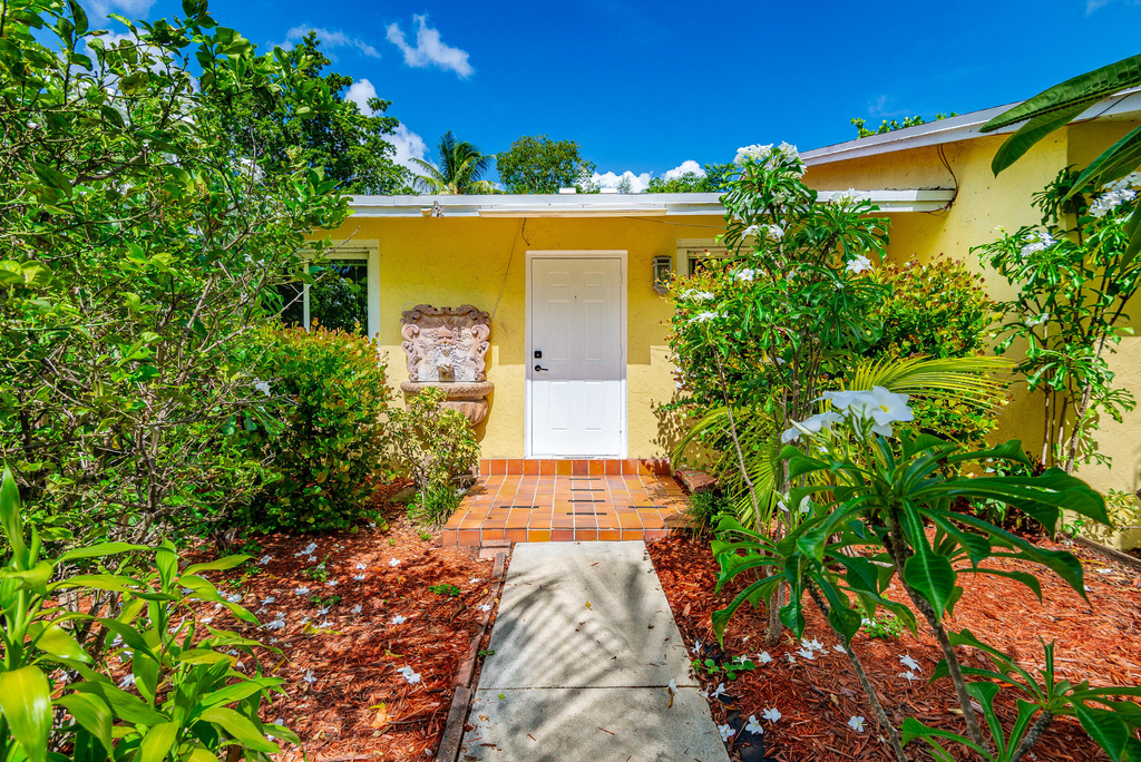 2501 Taylor Street - Photo 0