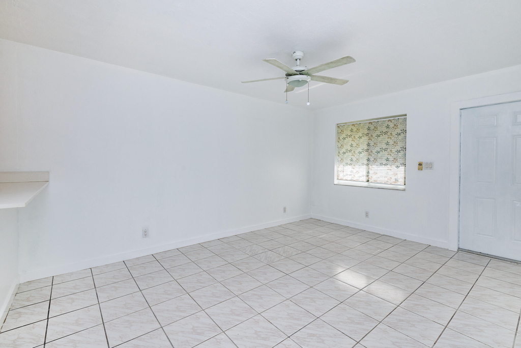 2501 Taylor Street - Photo 4