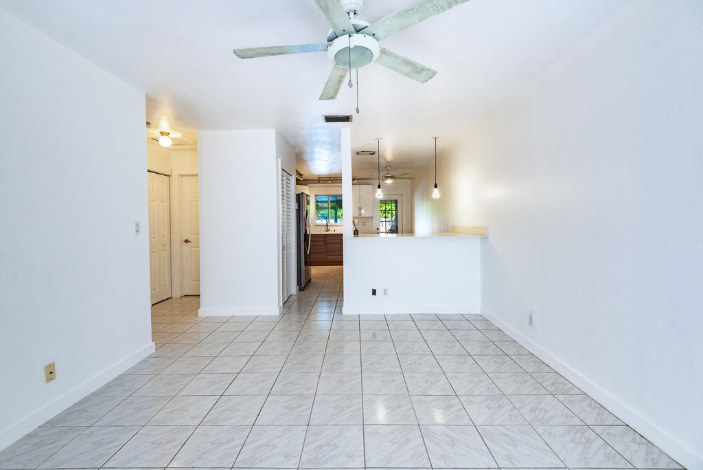 2501 Taylor Street - Photo 2