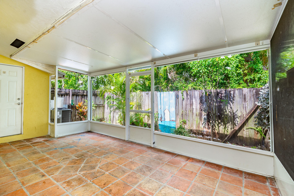 2501 Taylor Street - Photo 17