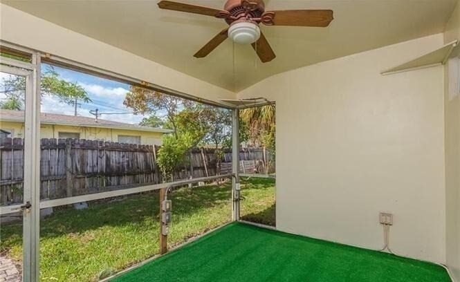 2061 Ne 25th Avenue - Photo 2