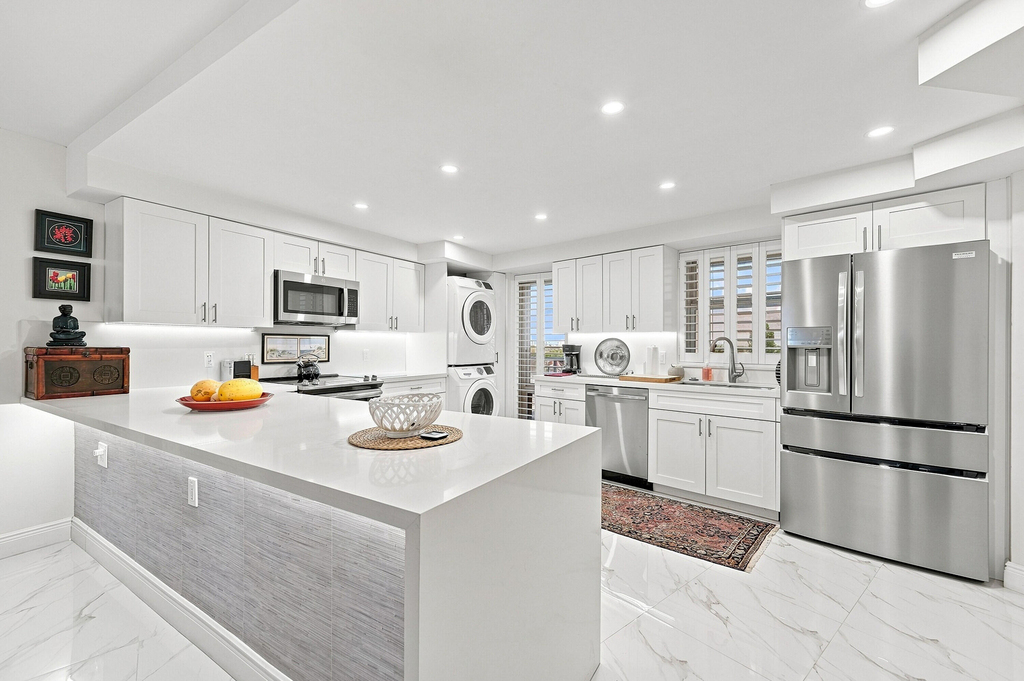 4100 Galt Ocean - Photo 1