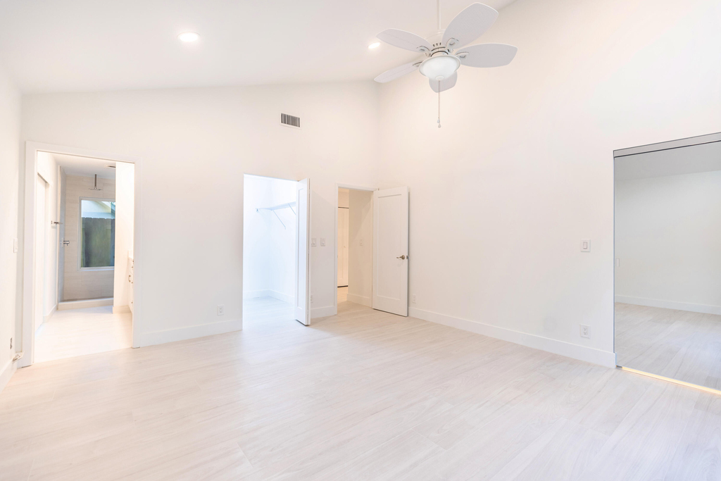 7860 Stanway Place W - Photo 18