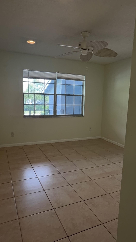 905 Southridge Road - Photo 6