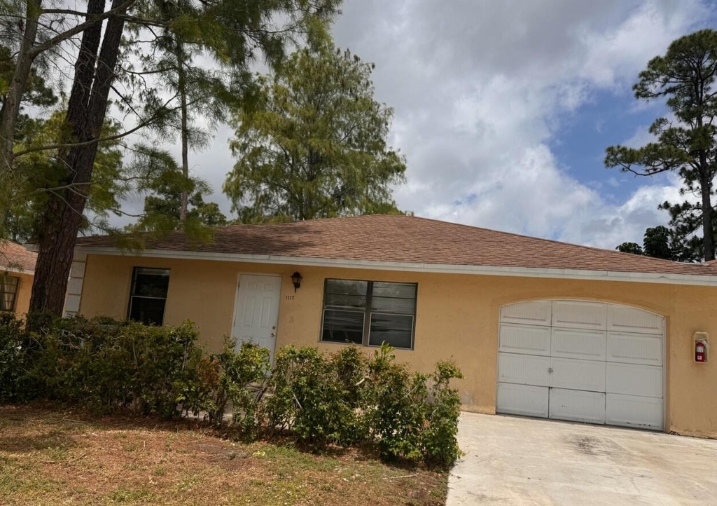 1117 Goldenrod Road - Photo 0