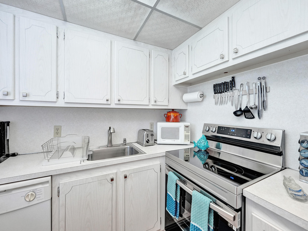 232 Farnham J - Photo 21