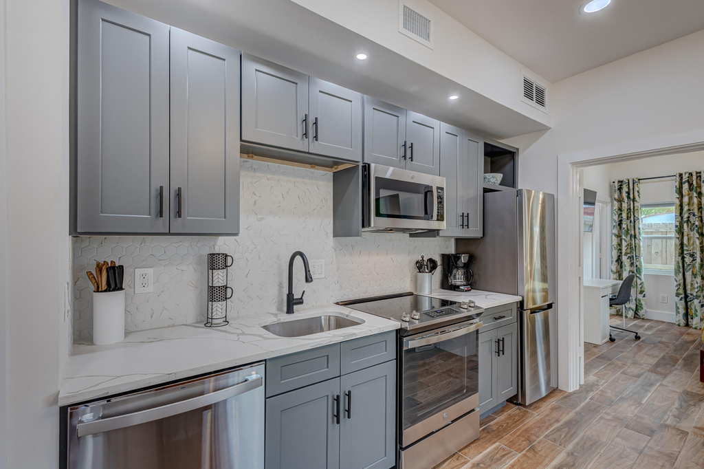 721 Franklin Road - Photo 8