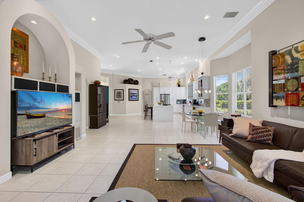 1048 Diamond Head Way - Photo 12
