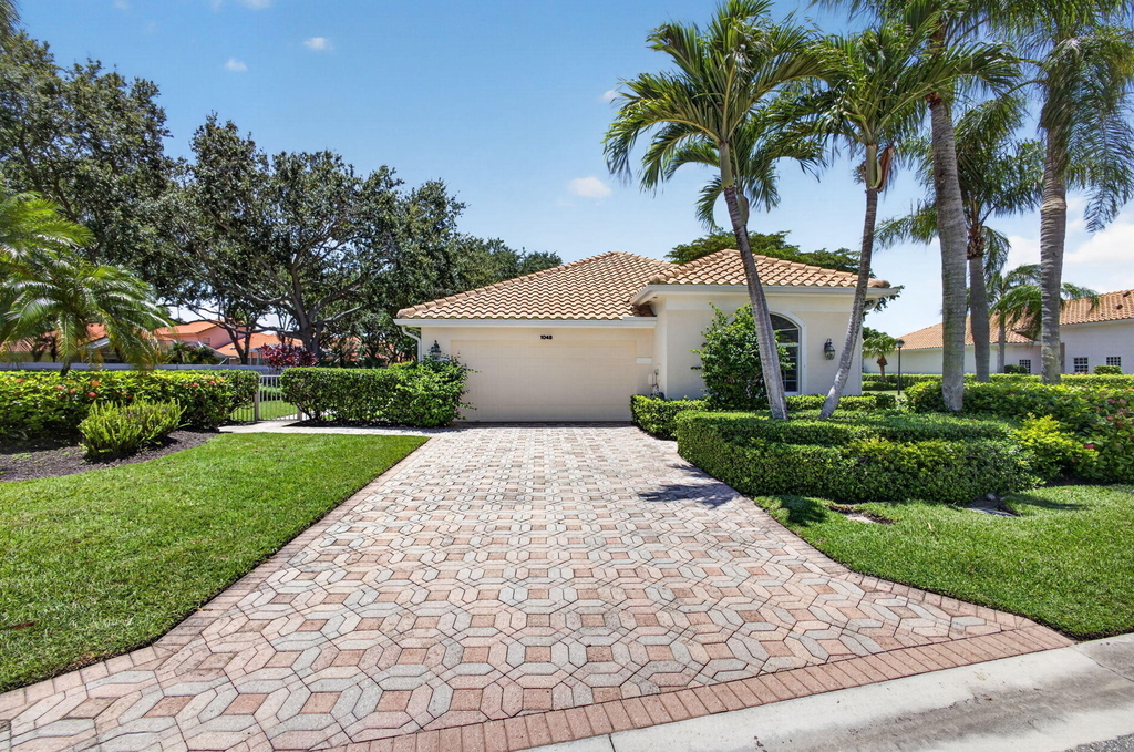 1048 Diamond Head Way - Photo 2
